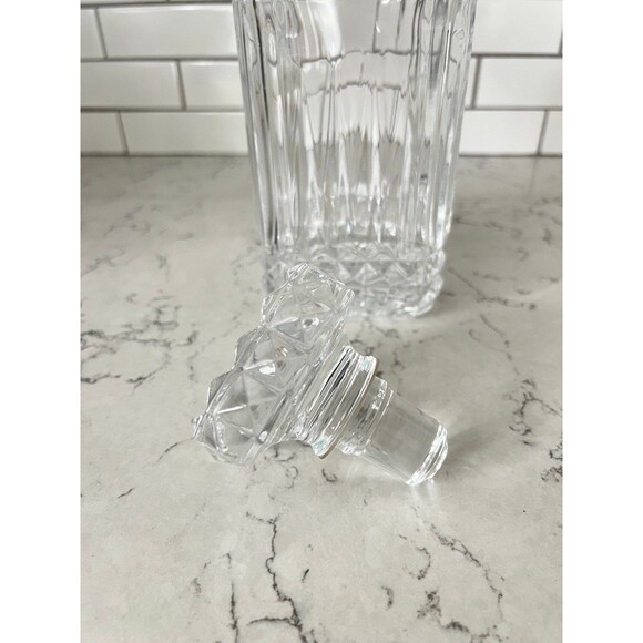 Vintage Clear Crystal Glass Square Decanter w/ Stopper Diamond Barware - Picture 2 of 5